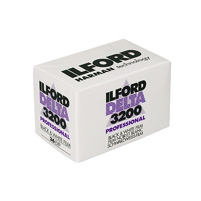 Ilford Delta 3200 B&N 35mm